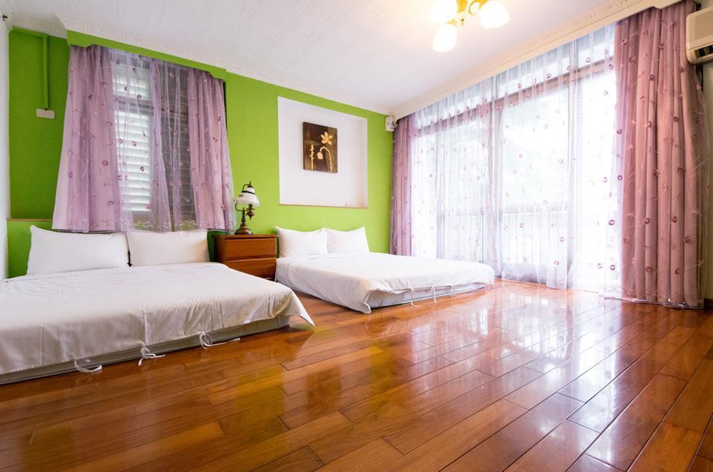 Dog House Bed & Breakfast T'ai-tung Dış mekan fotoğraf